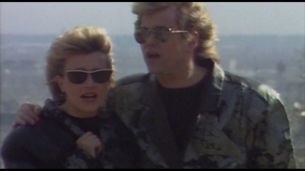 Bodnár Attila - Pap Rita - Bolond Világ