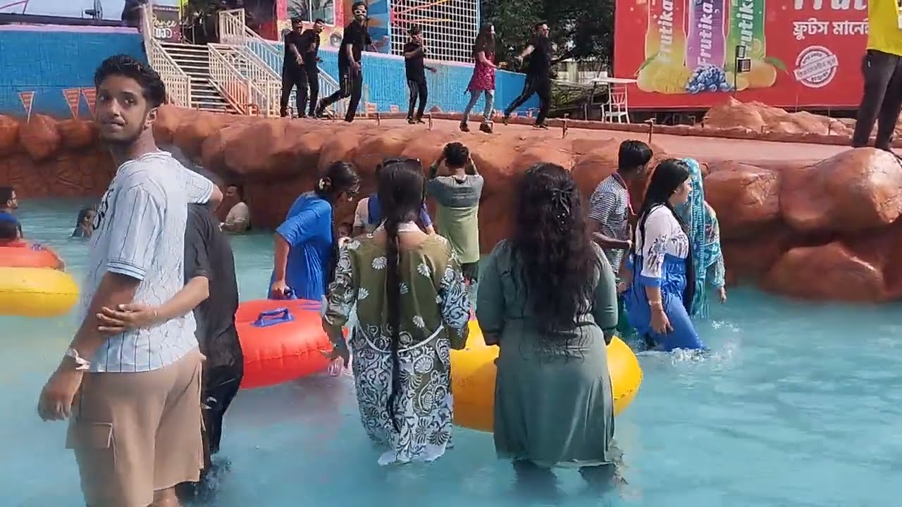 ফান্টাসি ওয়াটার কিংডম পার্কে আনন্দ  #fantasy #waterpark #world 