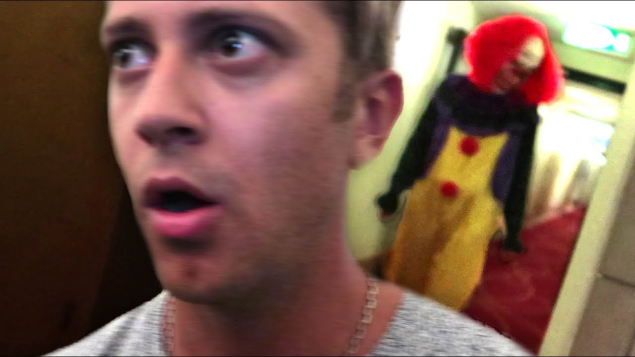 JAG BLEV JAGAD AV EN RIKTIG CLOWN (INGEN CLICKBAIT)