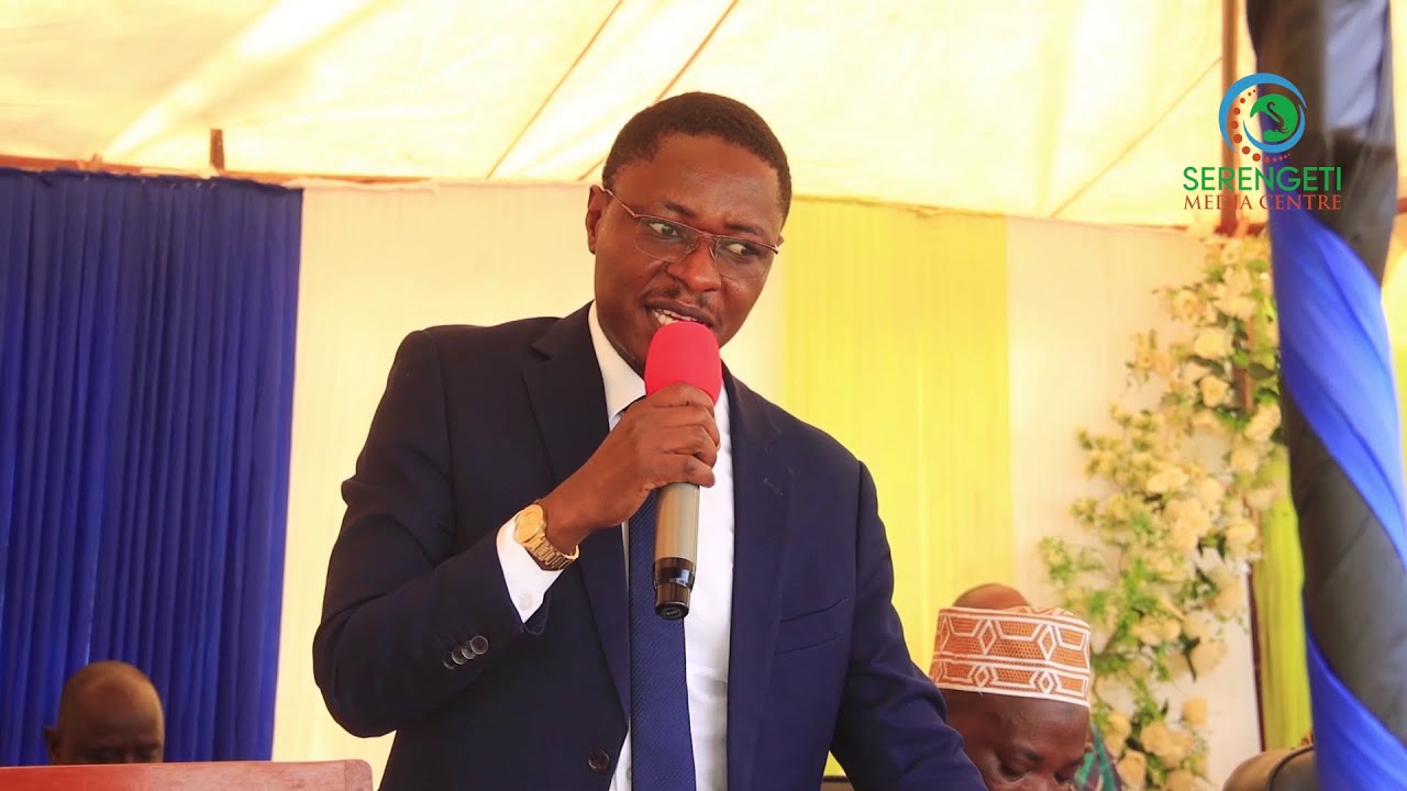 NYANSAHO AITAKA HALMASHAURI YA SERENGETI KUSHIRIKIANA NA TANAPA KUJENGA BARABARA ZA MJI