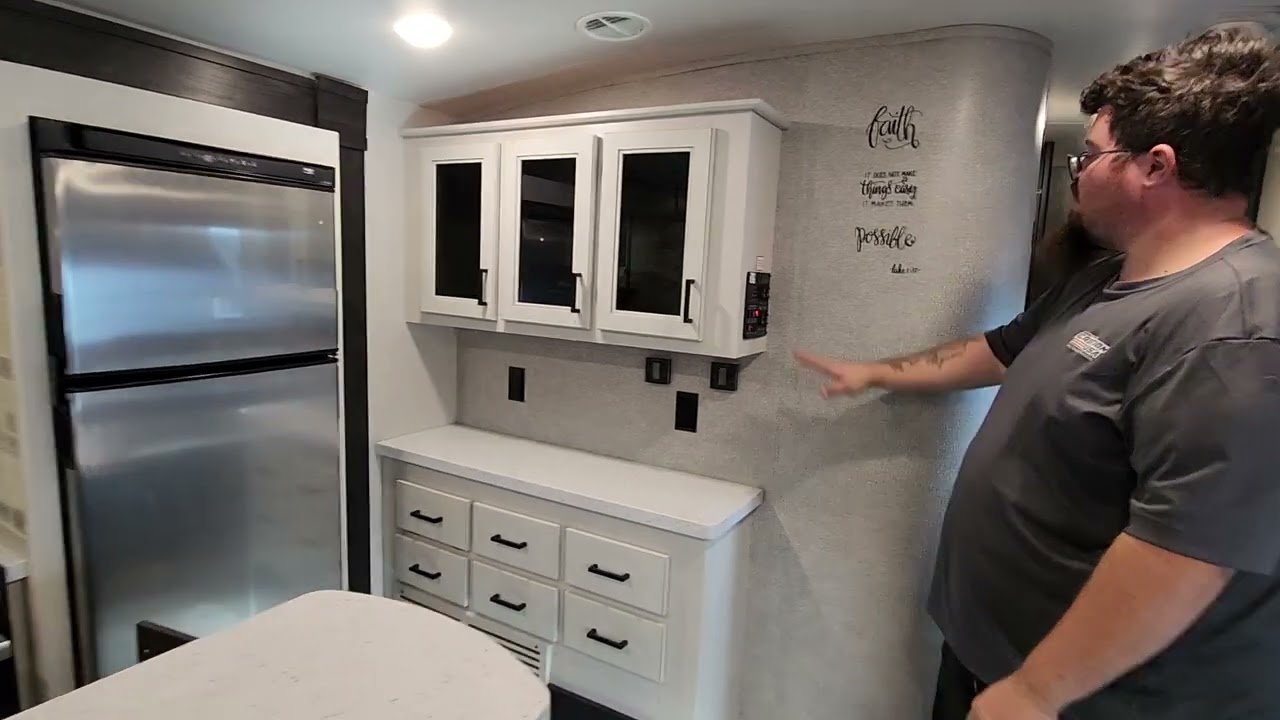 2021 Open Range 290RLS Walk-Thru #camper #openrange #traveltrailer #walkthrough #rv #recreationusa