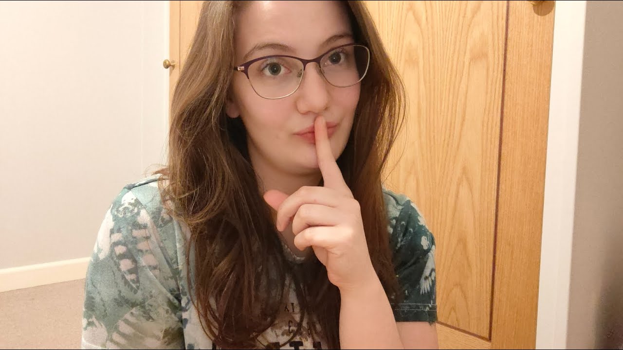 Can you guess what I'm saying?👀👀 (Inaudible whispering)