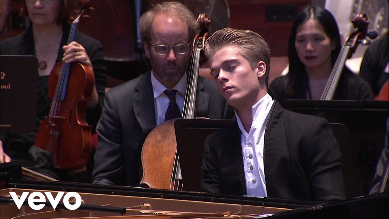Lucas & Arthur Jussen – Poulenc Concerto For Two Pianos | First Movement (2017)