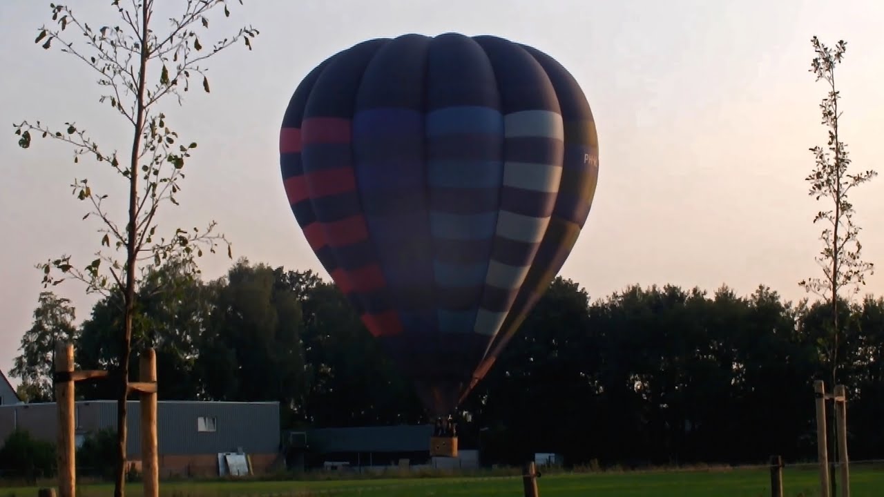Landing PH-WLF hot air balloon | Ballonfiësta Barneveld