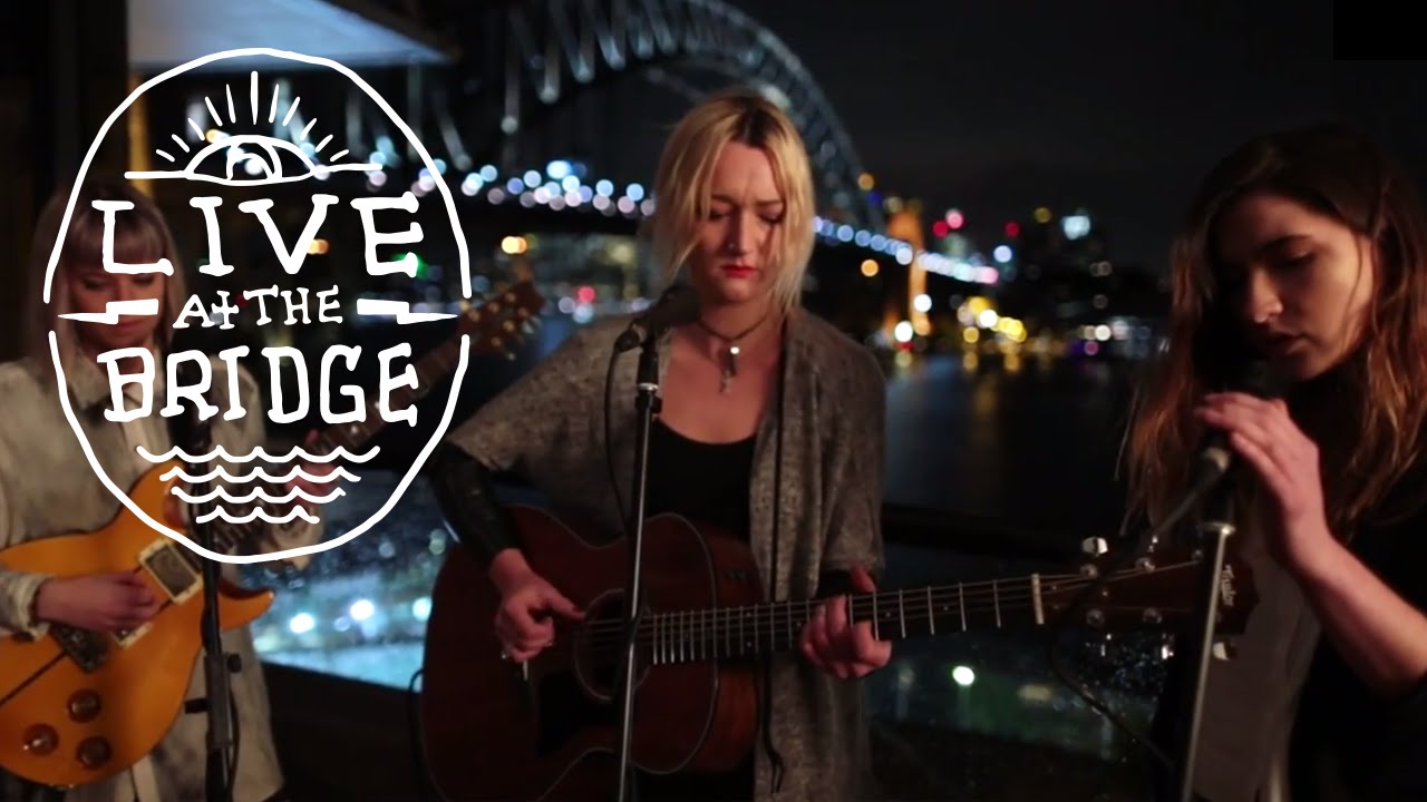 Little May - Dust (Live at The Bridge)