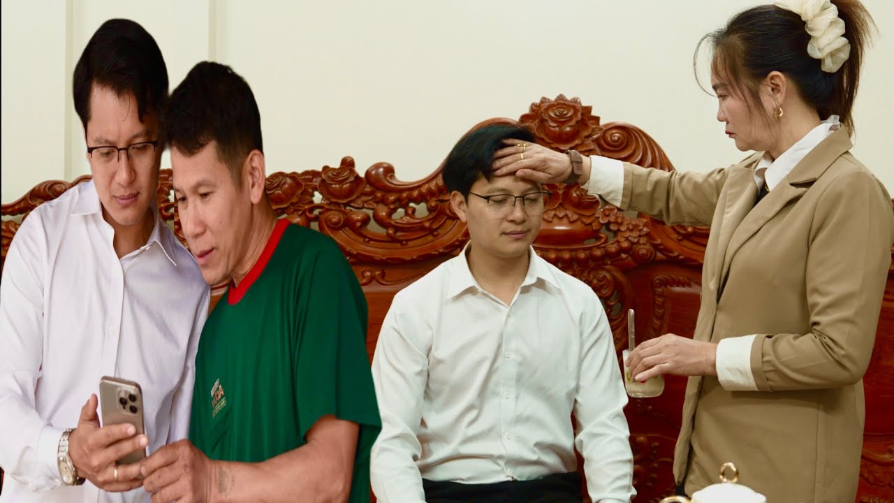 Mother Lợi hides a secret as she watches Jack desperately search for Tử Ti&ecirc;n