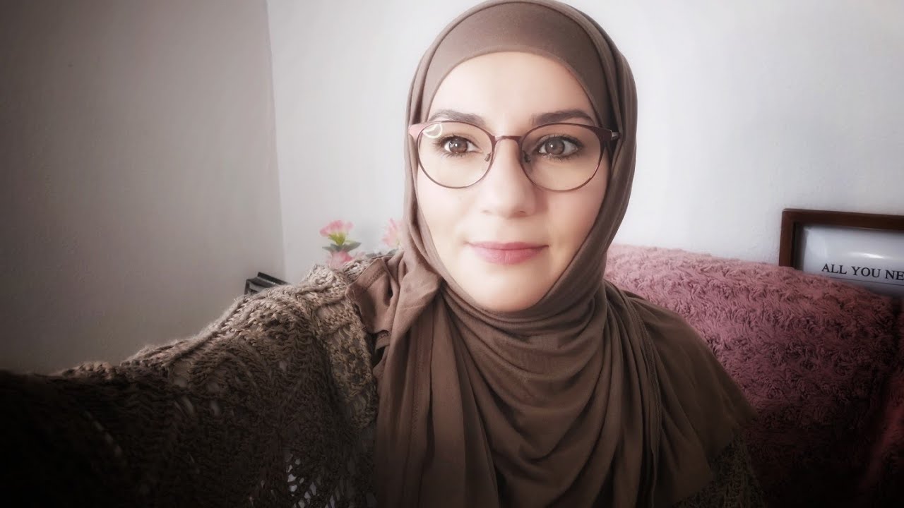 حملت بعد سبع سنين عندما ثبتت على قراءة سورة البقرة/وفرج الله عنها بدعاء السيدة نفيسة شكرا  الأصدقاء