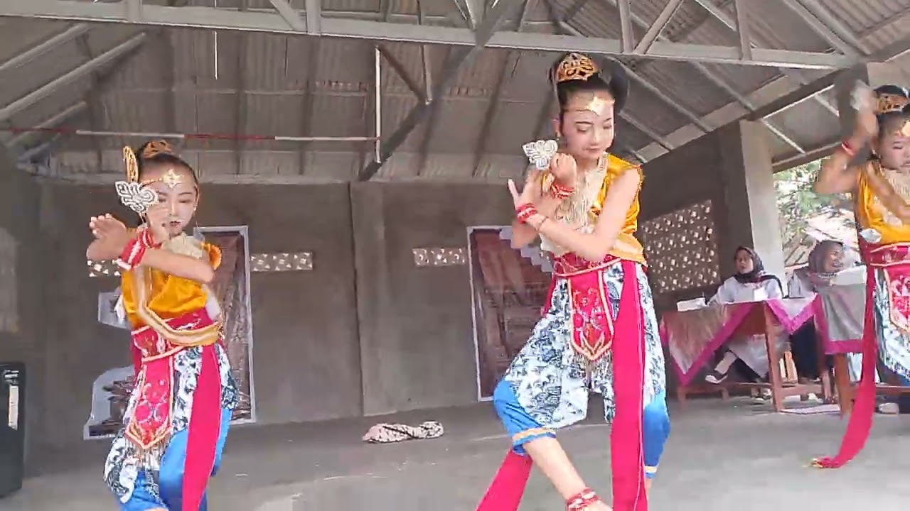 Lombah  tari dan seni di SDN 2 kejiwan kec susukan kab Cirebon Jawa Barat Rabu 11 februari 2026 