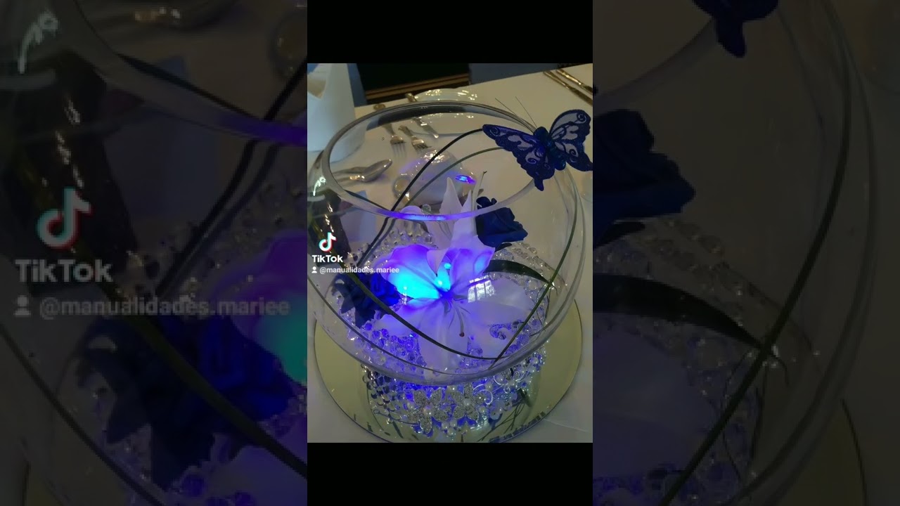 Centros de mesa con velas!! 🕯️💙🌼