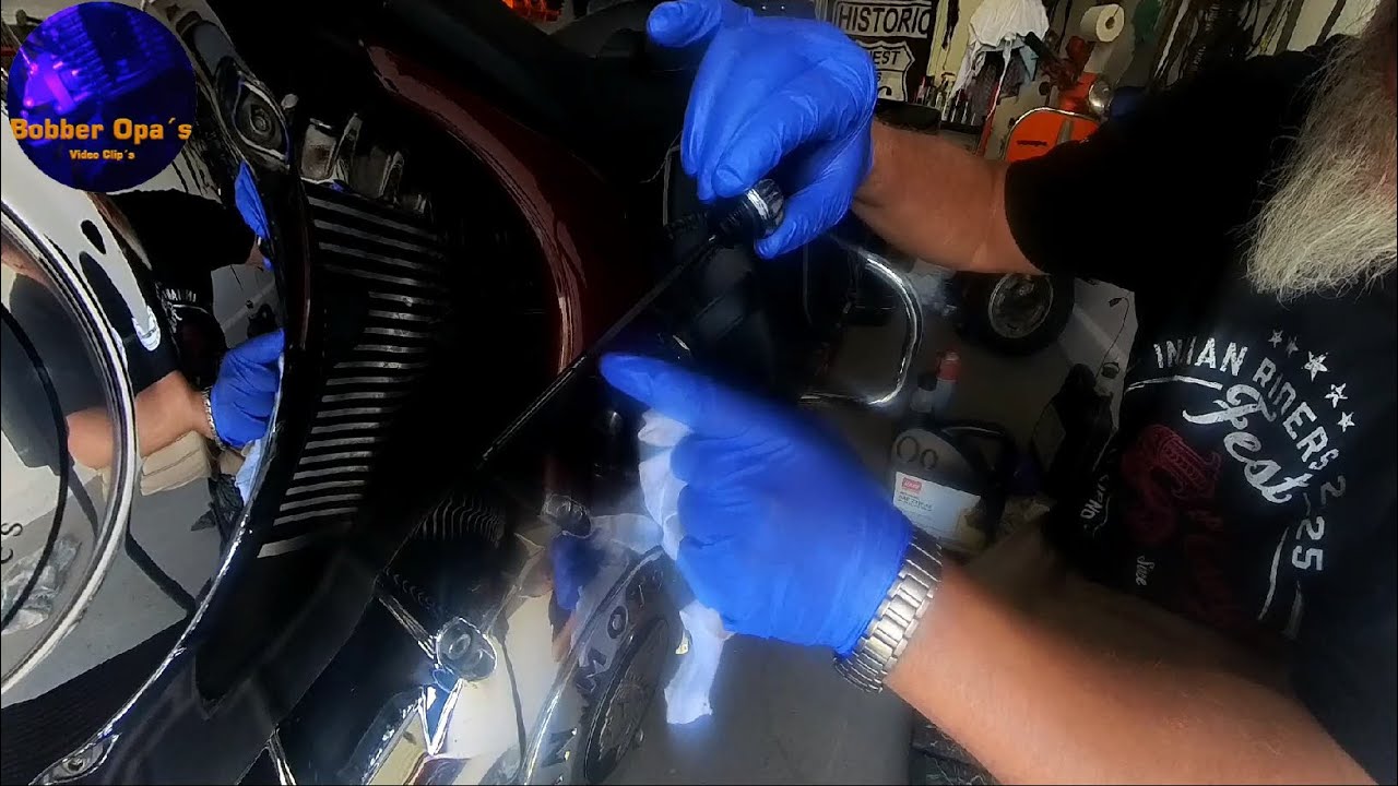 Ölwechsel Indian Chief Classic bei Modellen vor 2019