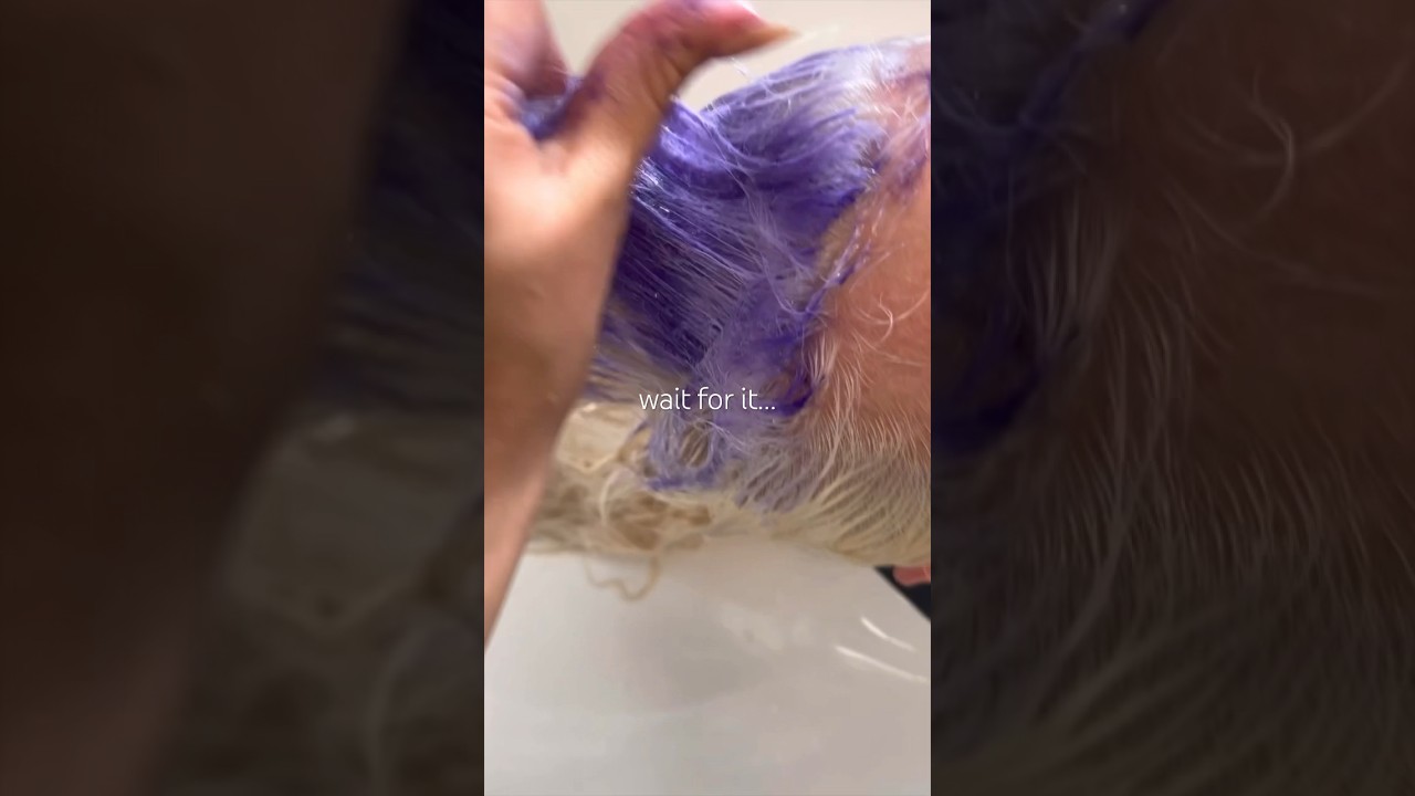 The power of purple shampoo 💜 Plaine Products #blondehair #platinumhair #sustainablebeauty