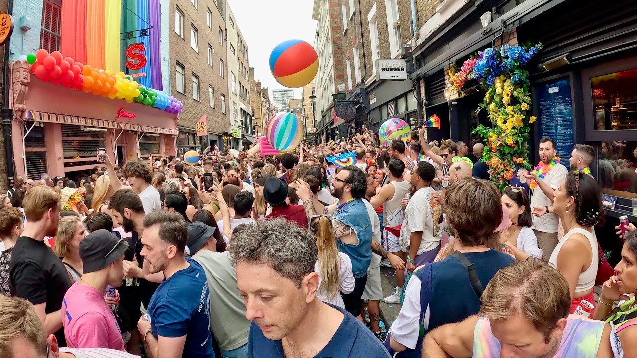 [4K] 🇬🇧 London Soho Pride Parade: A Walking Tour Through the Celebration | UK 