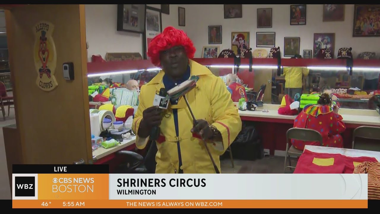 Levan Reid clowns around with Shriners Circus