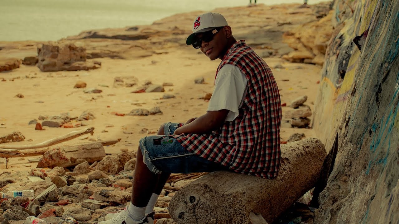EL DONNY - 2 DE ABRIL (Feat. Zabdy y Sosa) | (visualizer)