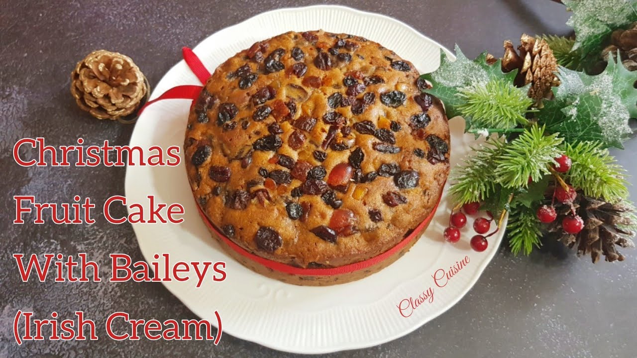 Christmas Fruit Cake With Baileys || Easy Last Minute Christmas Cake || No Soaking Fruit Cake ||