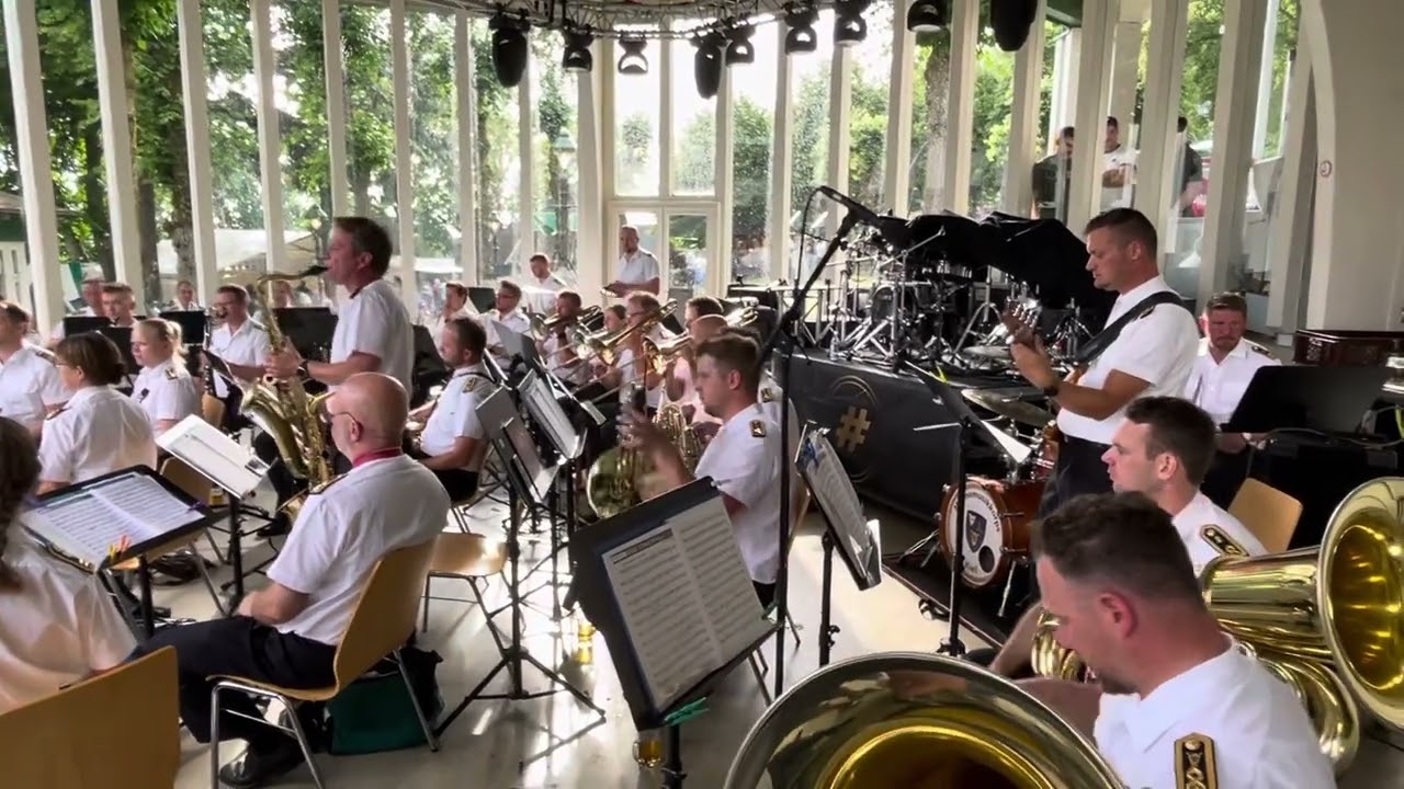 Schützenfest Olpe Montag 2023 Konzert  Ümmerich Marinemusikkorps Kiel - Phil Collins