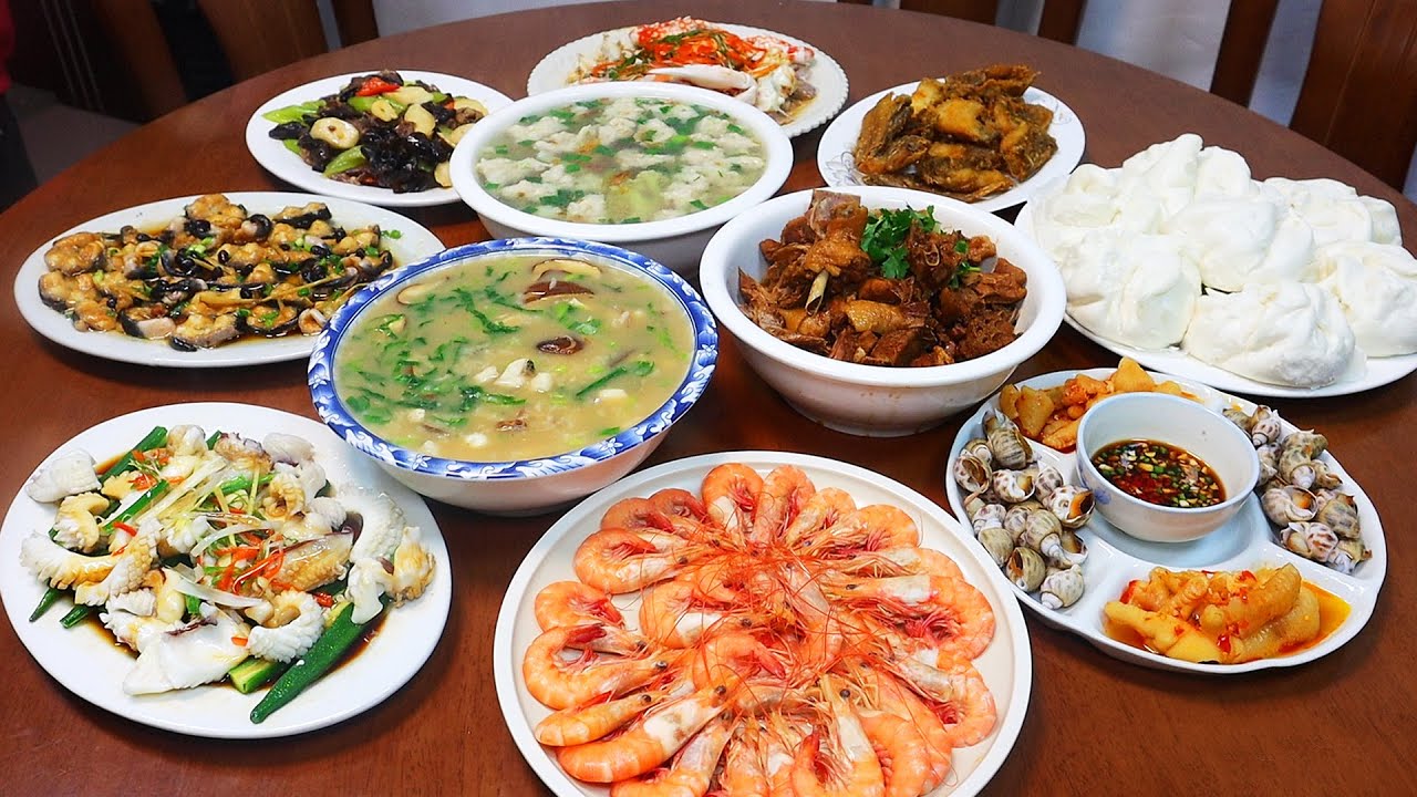 一年一度节日，做十一道美食招待客人真热闹！