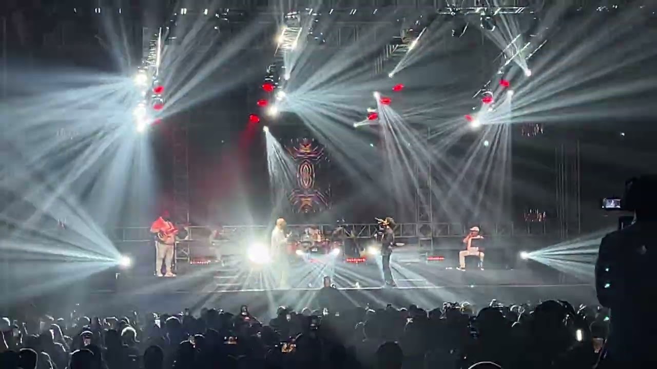 Maher Zain Ft. Harris J - Qalbi Fil Madinah (Live in Makassar Tour 2025 : Four Points By Sheraton)