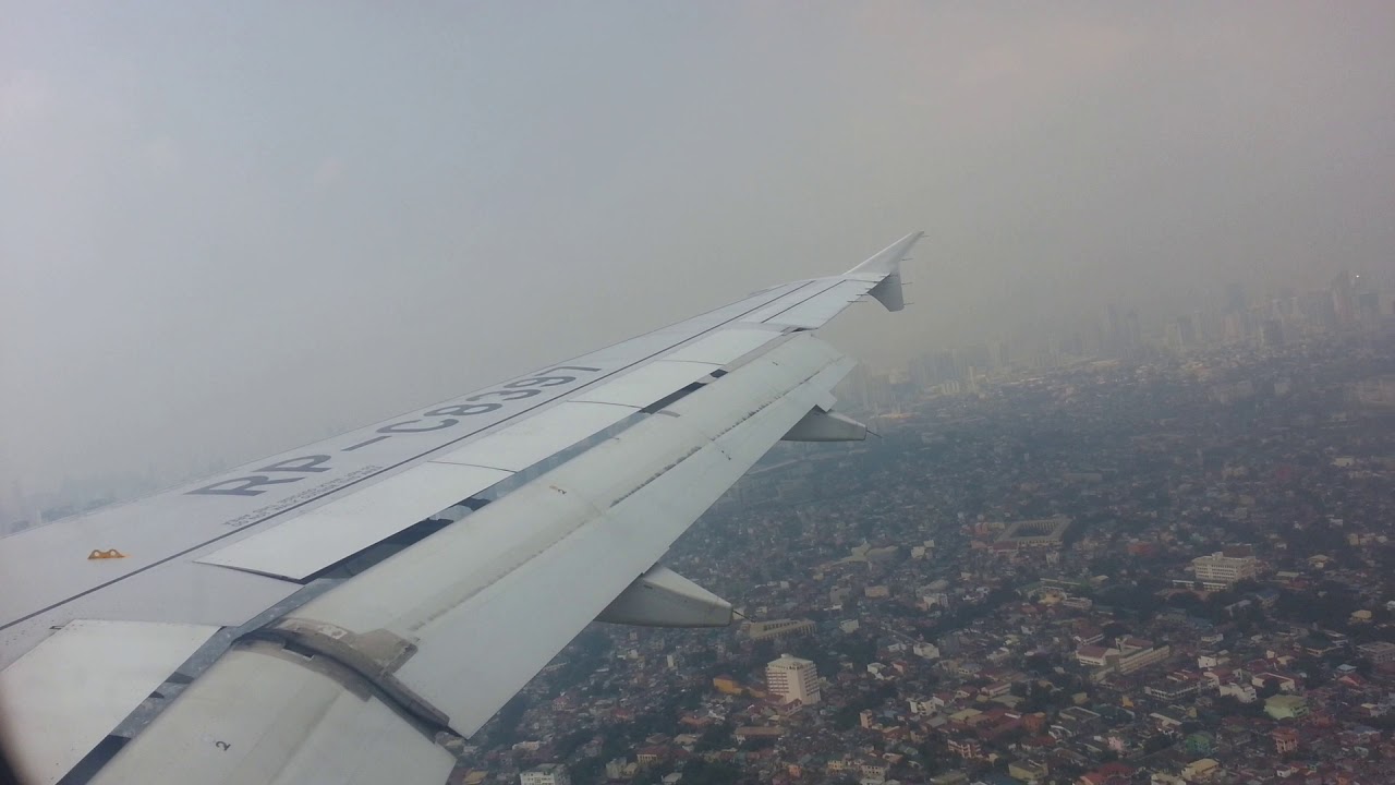 Philippine Airlines Landing in Manila