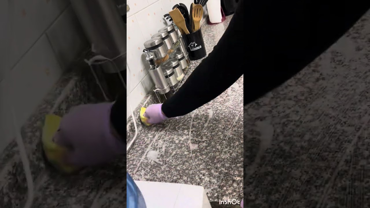 اول فيديو لتنظيف المطبخ : ليوم عادي😊