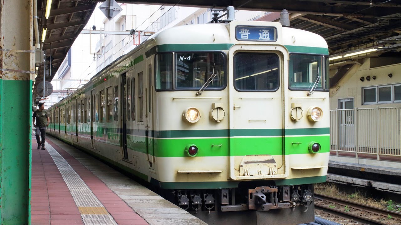 【115系】新潟色 白新線 普通列車 新発田行 新潟駅発車 N-4編成 / JR東日本