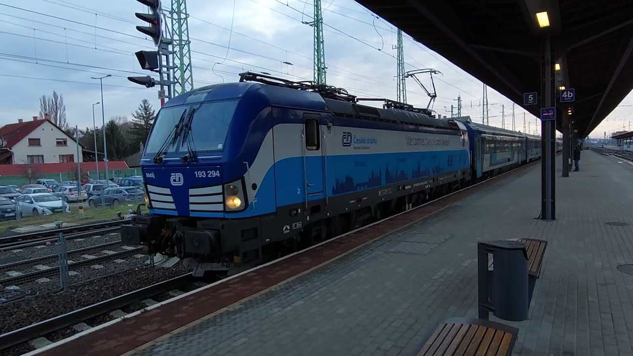 Hung&aacute;ria Eurocity indul Berlin HBF-ra, ČD Vectronnal