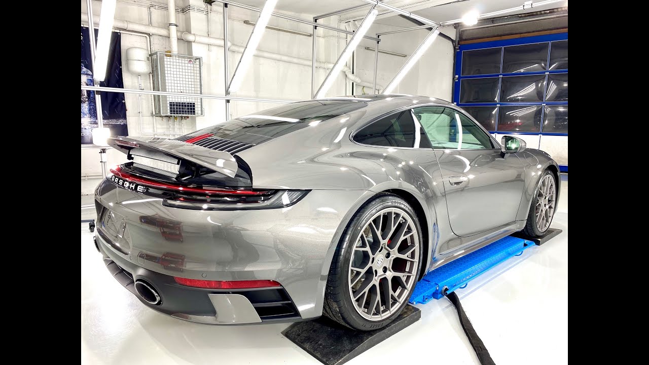 Porsche 992 Carrera 4S - Detailing Ceramiccoating - Paddy poliert PS Car Garage
