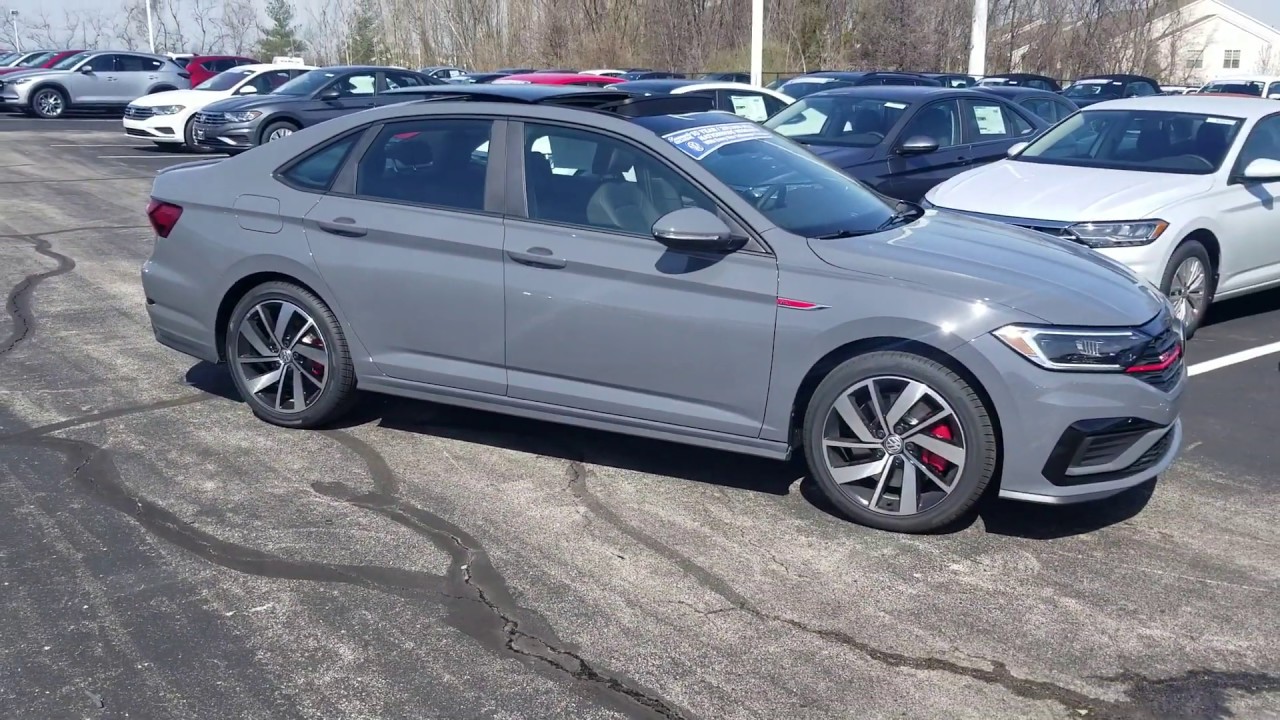 2019 VW Jetta 2.0T GLI Autobahn 6 Speed w/ Customizable Ambient Lighting