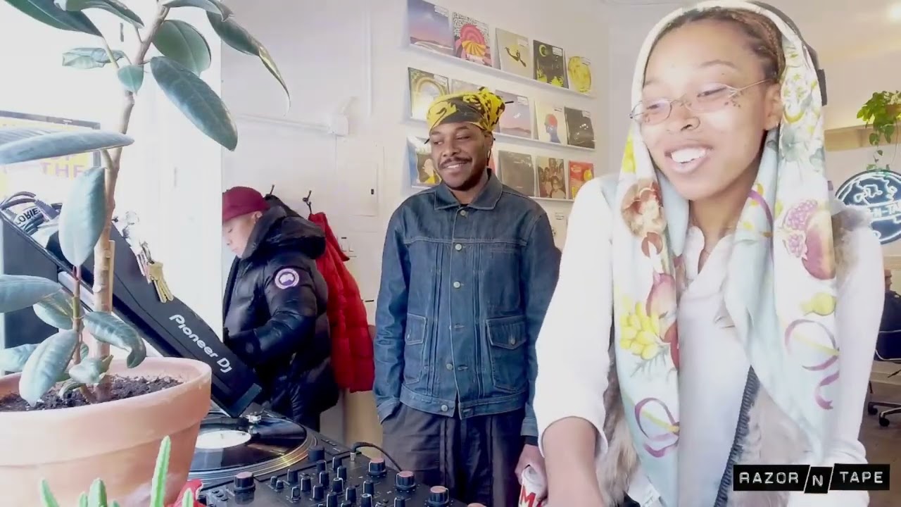 SILK & KPAKPO - In The Shop