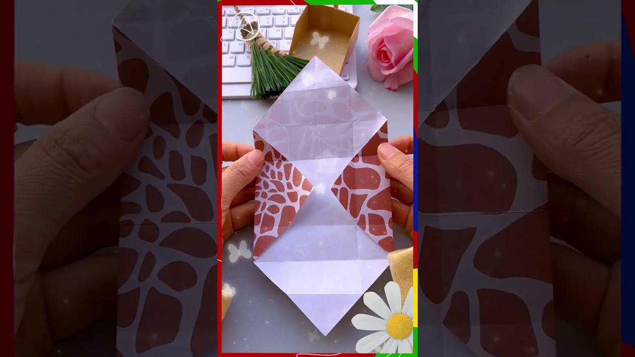 DIY Mini Paper Broom and Dustpan / Easy Origami Paper Craft :)