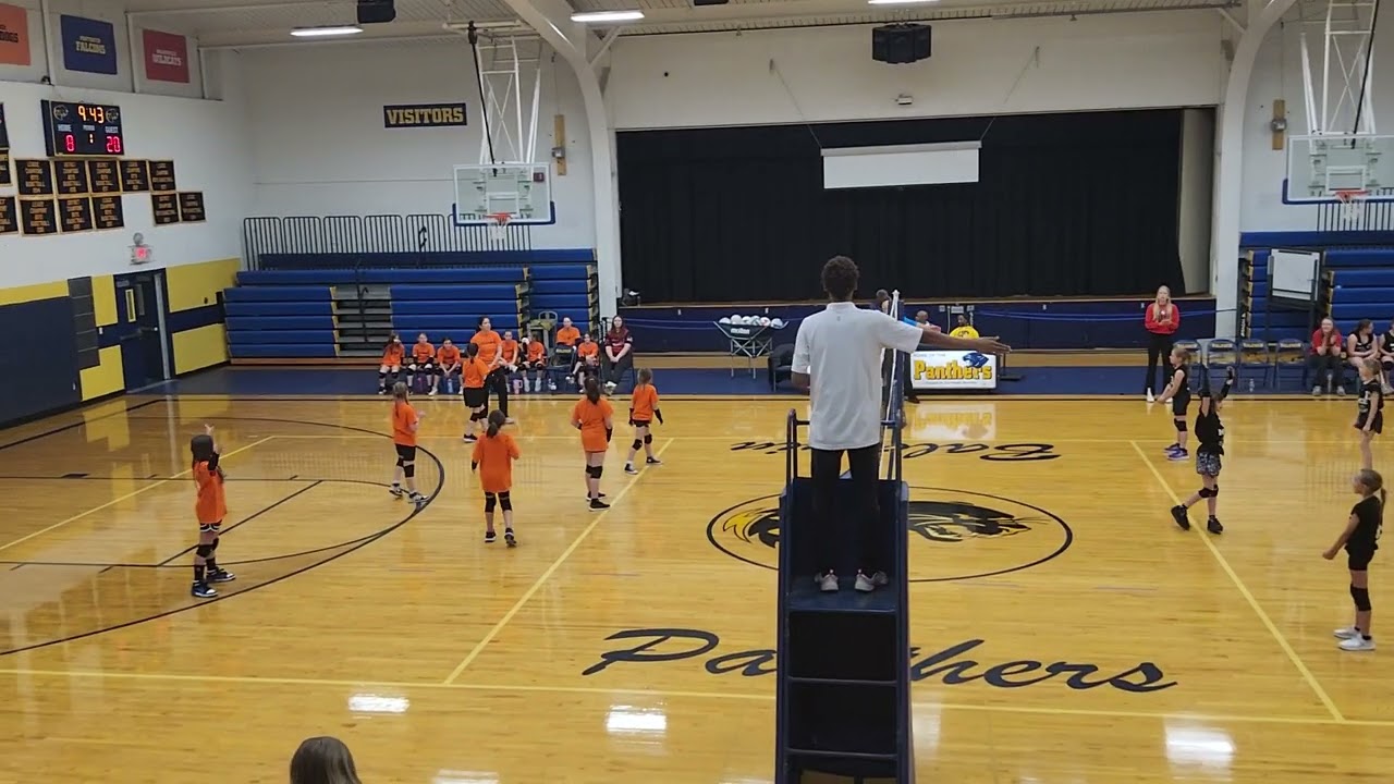 5th grade volleyball mesick vs. MCE 2025 first game