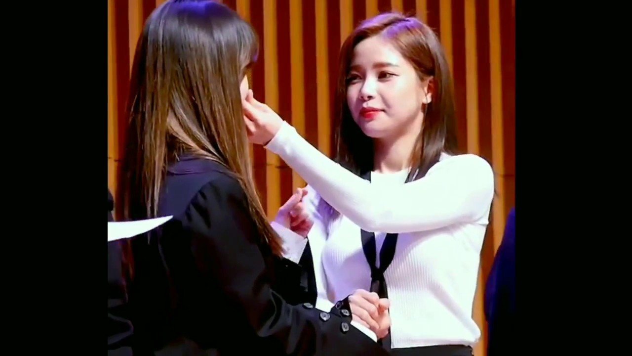 Moonsun - I'm in love [Solar & Moonbyul]