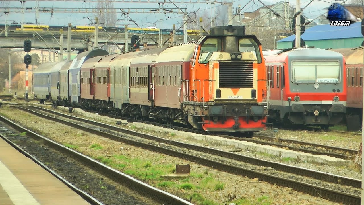 Torpila 82-0562-7 & Mecanic de Treaba/Nice Engineer la Manevra/Shunting in Gara Cluj Napoca Station