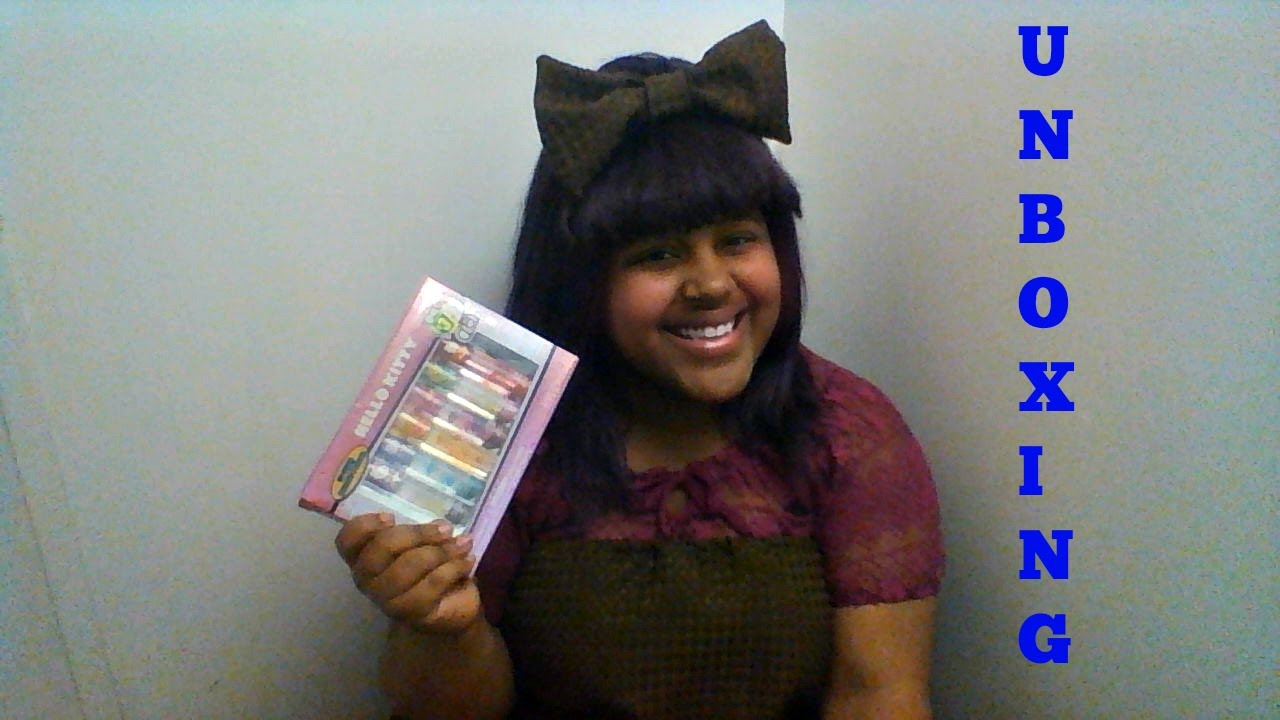 Hello Kitty Lip Gloss Unboxing and First Impressions