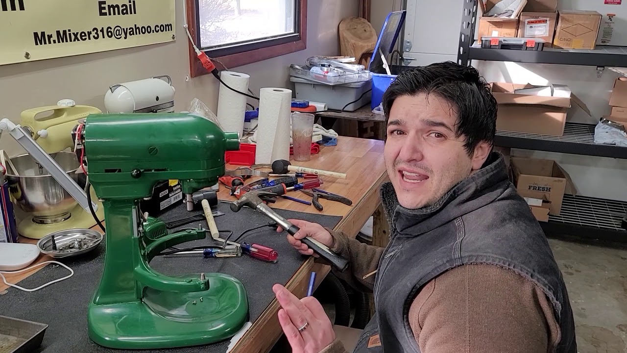 Руководство по повторной смазке миксера KitchenAid K5SS. Часть 1: Разборка