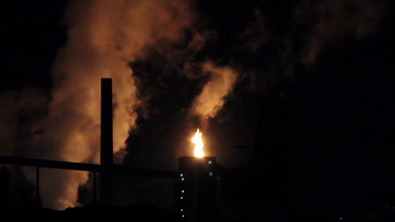 Zug Island filmed from Windsor.  (Windsor Hum)