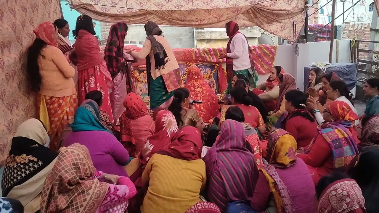 Hamare Padosan kiya tha kirtan.like # comment # food # subscribe 😁😝