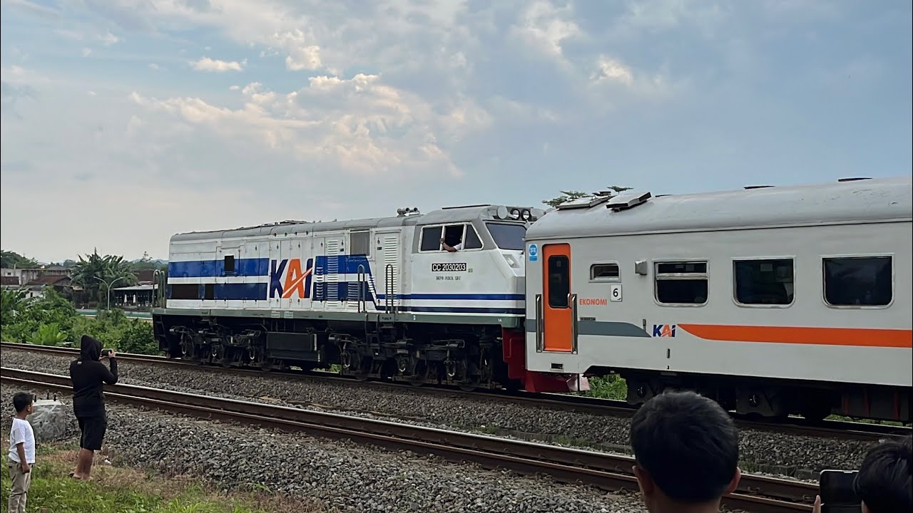  CC 203 02 03 GANTI LIVERY BARU!!???😍😍🤩| CC 203 02 03 SDT | KA 290 SERAYU MALAM (PWT-BD-PSE)
