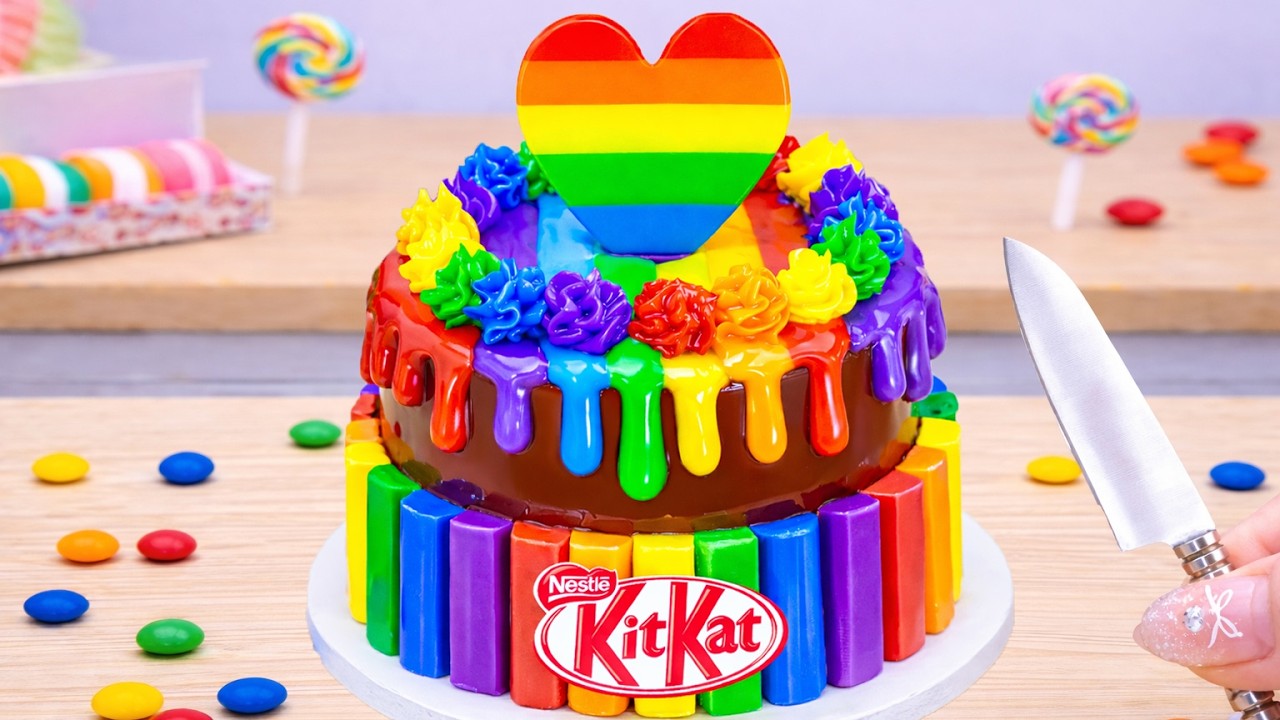 How to Make Rainbow KitKat Cake with Chocolate 🌈🍫 | Mini Cake Decorating