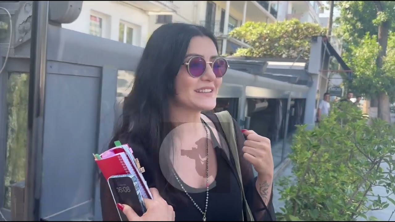 Deniz &Ccedil;akır , yeni projesi '&Ccedil;arpıntı' hakkında konuştu..