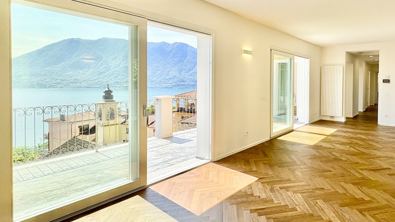 Luminoso attico in posizione strategica con vista lago mozzafiato a Ghiffa lago Maggiore AA.4375-P34