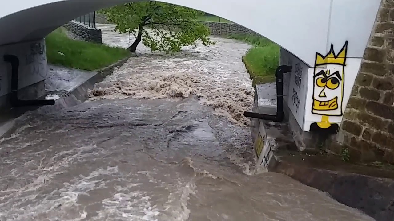 Kraków, Stary Bieżanów - wylała rzeka Serafa - 1