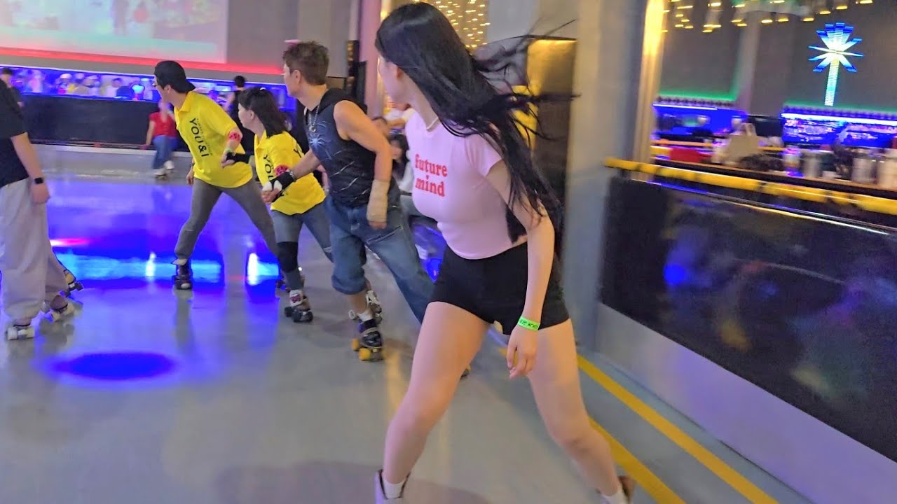 В наши дни~роликовый каток💕💕