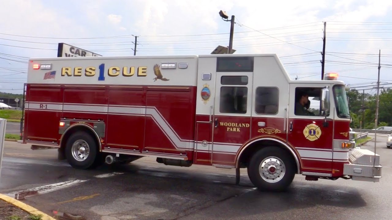 Woodland Park, NJ Fire Dept New Rescue 1, Squad 2, Marine 2 & Car 11 picking up from a water Rescue
