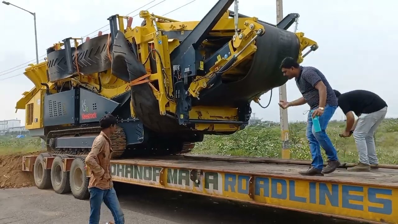 Transportation of Keestrack k5 Mobile Screen | Keestrack k5 mobile screen | Self Loading | Logistics