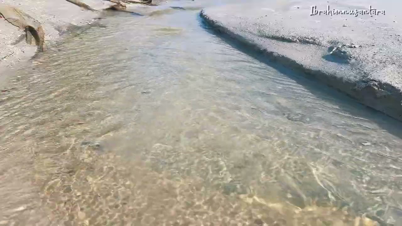 Enjoy the natural sounds of the river, clean and beautiful like diamonds to relieve stress, ASMR 