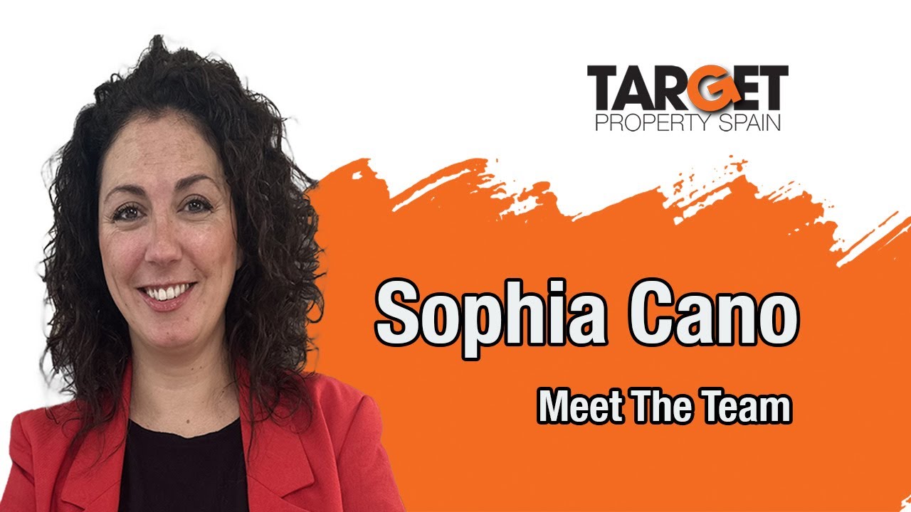 Meet  The Team - Sophia Cano: Office & Administrative Sales Manager