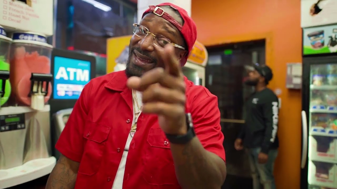 7 Mile Clee | “Living” [4k Music Video]