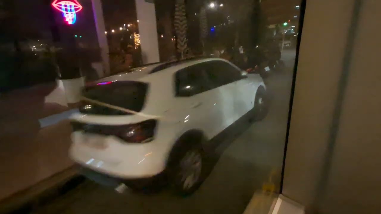 Βόλτα με το 622 από το νοσοκομείο παίδων (στάση) έως την στάση Ακαδημία(μετρό πανεπιστημίου).Λήψη3/2