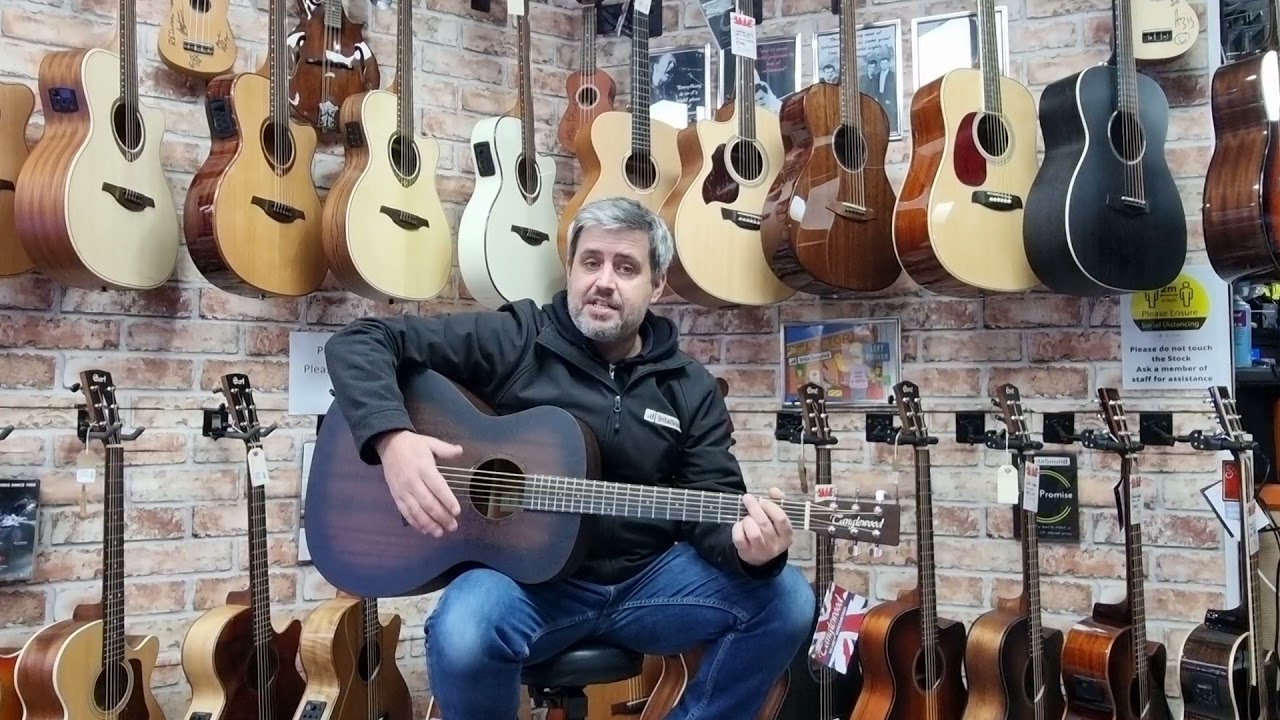 Tanglewood TWCRO the BEST beginners Acoustic Guitar